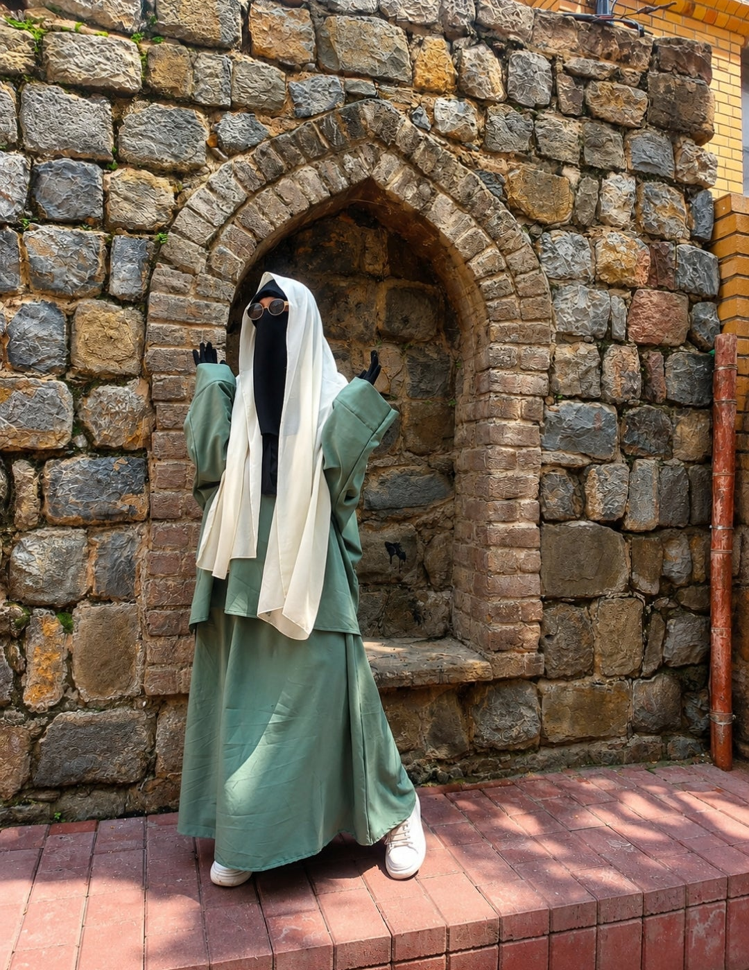 Sage green Tarab